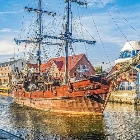 Cozy In With Wifi Apartmán Darłowo